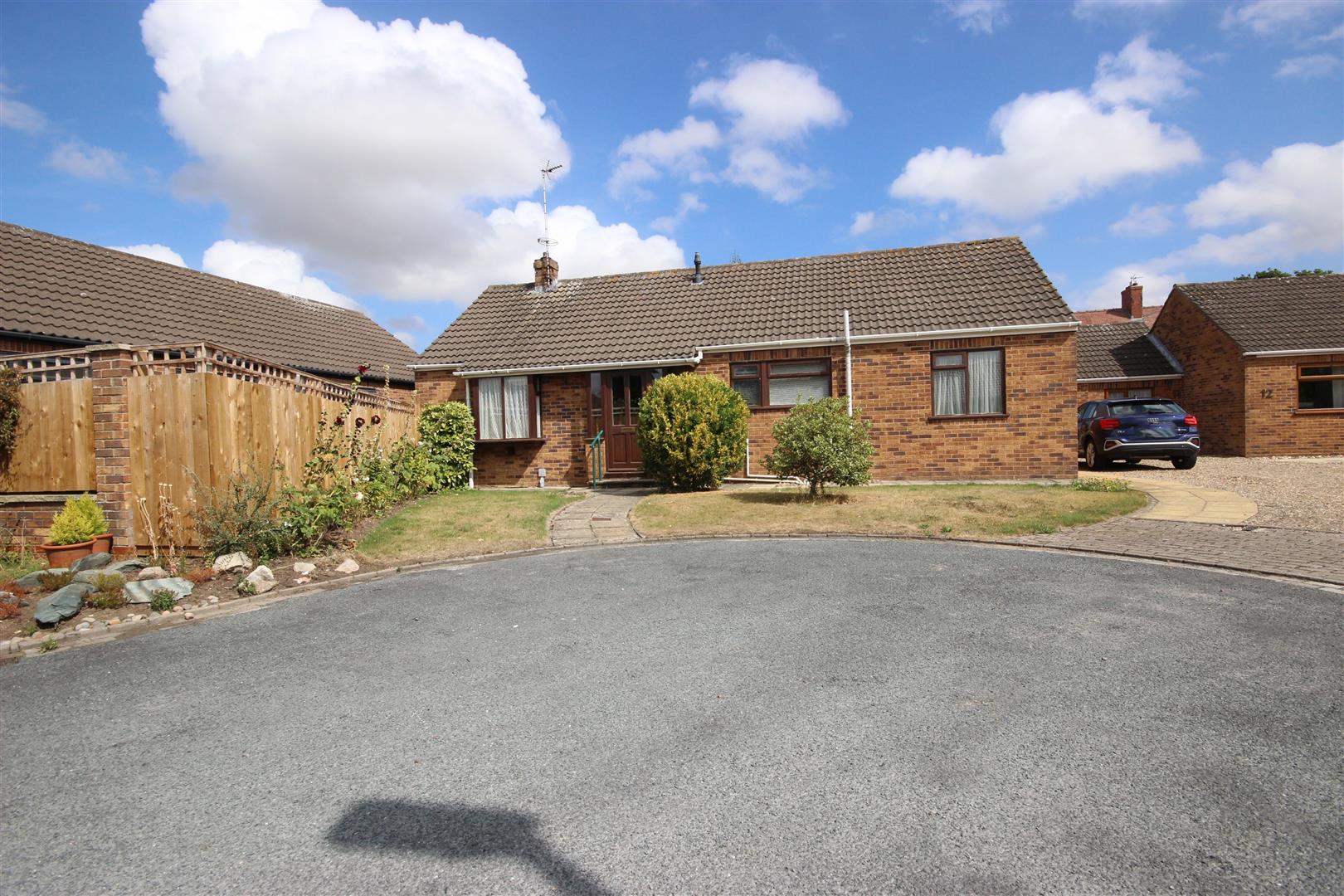 3 bed property in Burney Close, Beverley